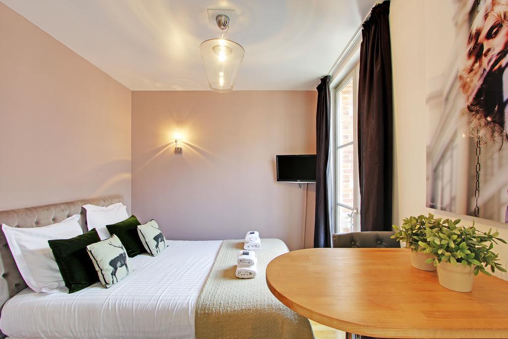 Short Stay Group Museum View Serviced Apartments Paris Oda fotoğraf
